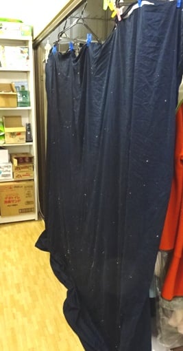 ダブルベッド用の布団カバーの部屋干し