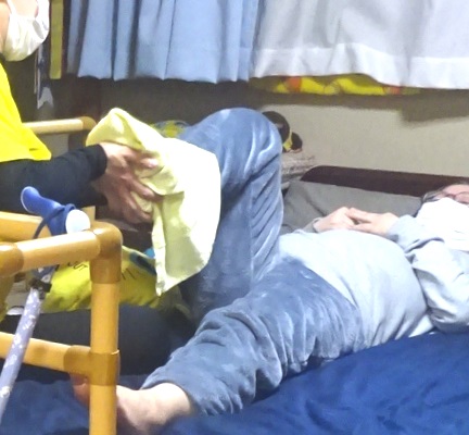 ルームパンツを履いて作業療法リハビリ